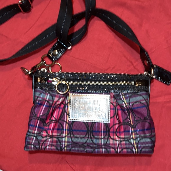 Like new Coach Poppy Tartan signature plaid crossbody bag purse pink plaid bag - Picture 10 of 12